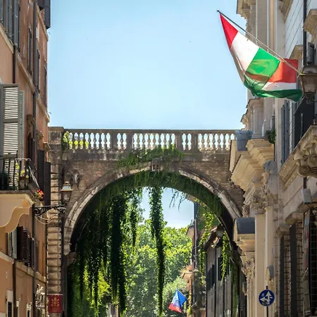 Amazing Via Giulia アパート ローマ