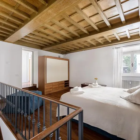 Amazing Via Giulia Apartment *